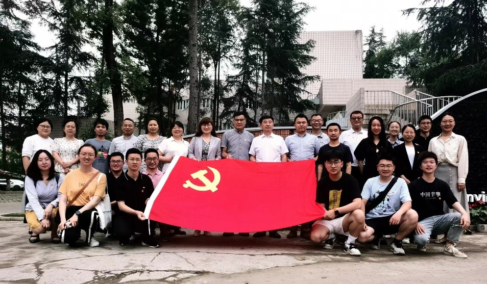 英国上市公司365